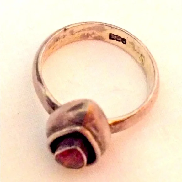 Silver Ring Garnet Stone Size 5 Adjustable 925 Silver - Picture 2 of 6